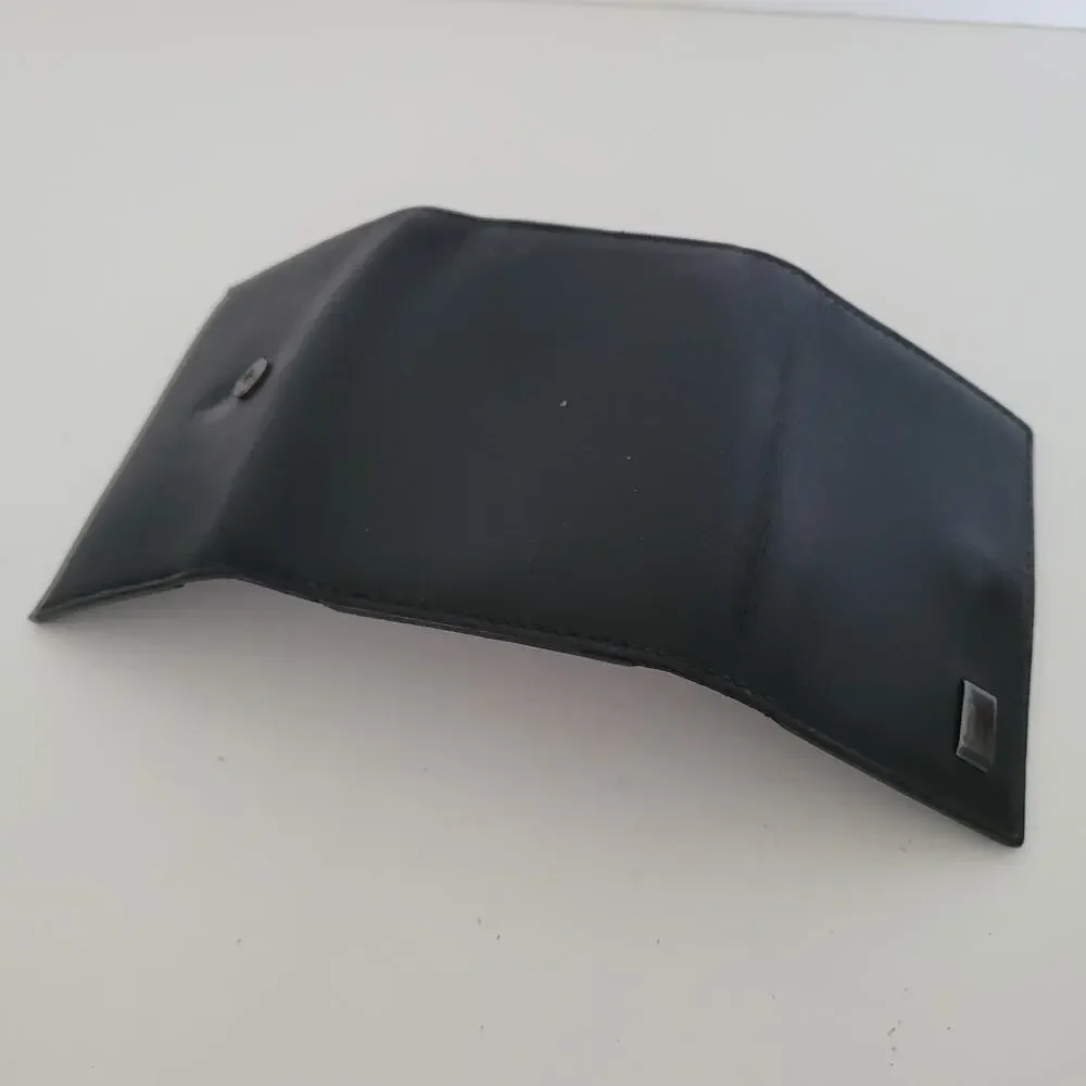 Dunhill Key Card Case Hooks Holder Wallet Logo Black Trifold Designer Coin Retro